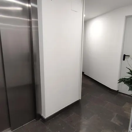 Apartment De Lujo En Primera Linea Con Piscina En - Es-209-70 *