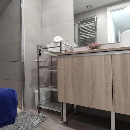 De Lujo En Primera Linea Con Piscina En - Es-209-70 *