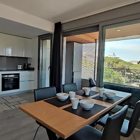 Apartment De Lujo En Primera Linea Con Piscina En - Es-209-70