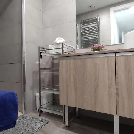 De Lujo En Primera Linea Con Piscina En - Es-209-70 *