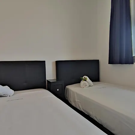 Apartment De Lujo En Primera Linea Con Piscina En - Es-209-70